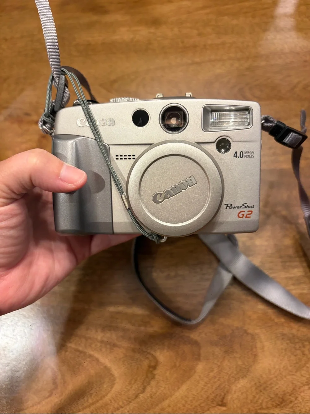 Canon Powershot G2 4MP Digital Camera,+Charger +Batt.+Memo.Card+USB Cable+Remote